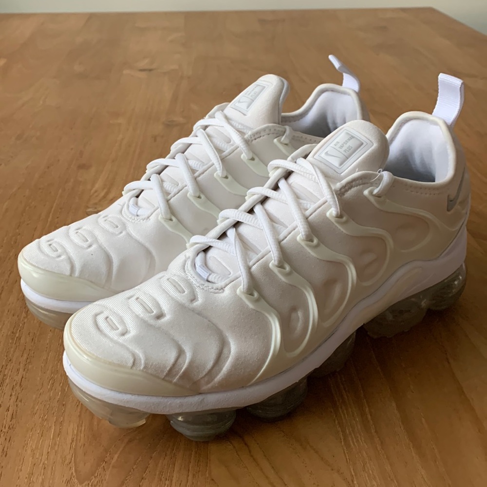 Nike Air Vapormax Plus Pure Platinum White